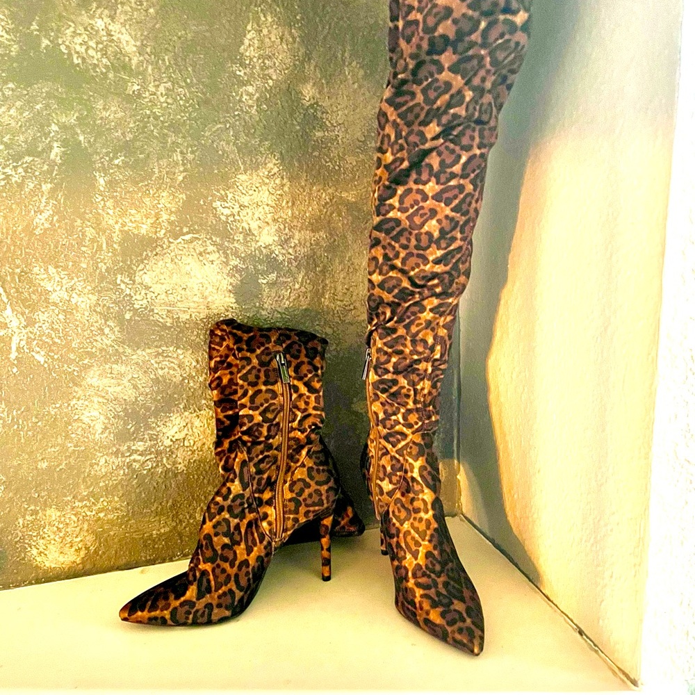 Jessica Simpson THIGH HIGH LEOPARD Print boots
